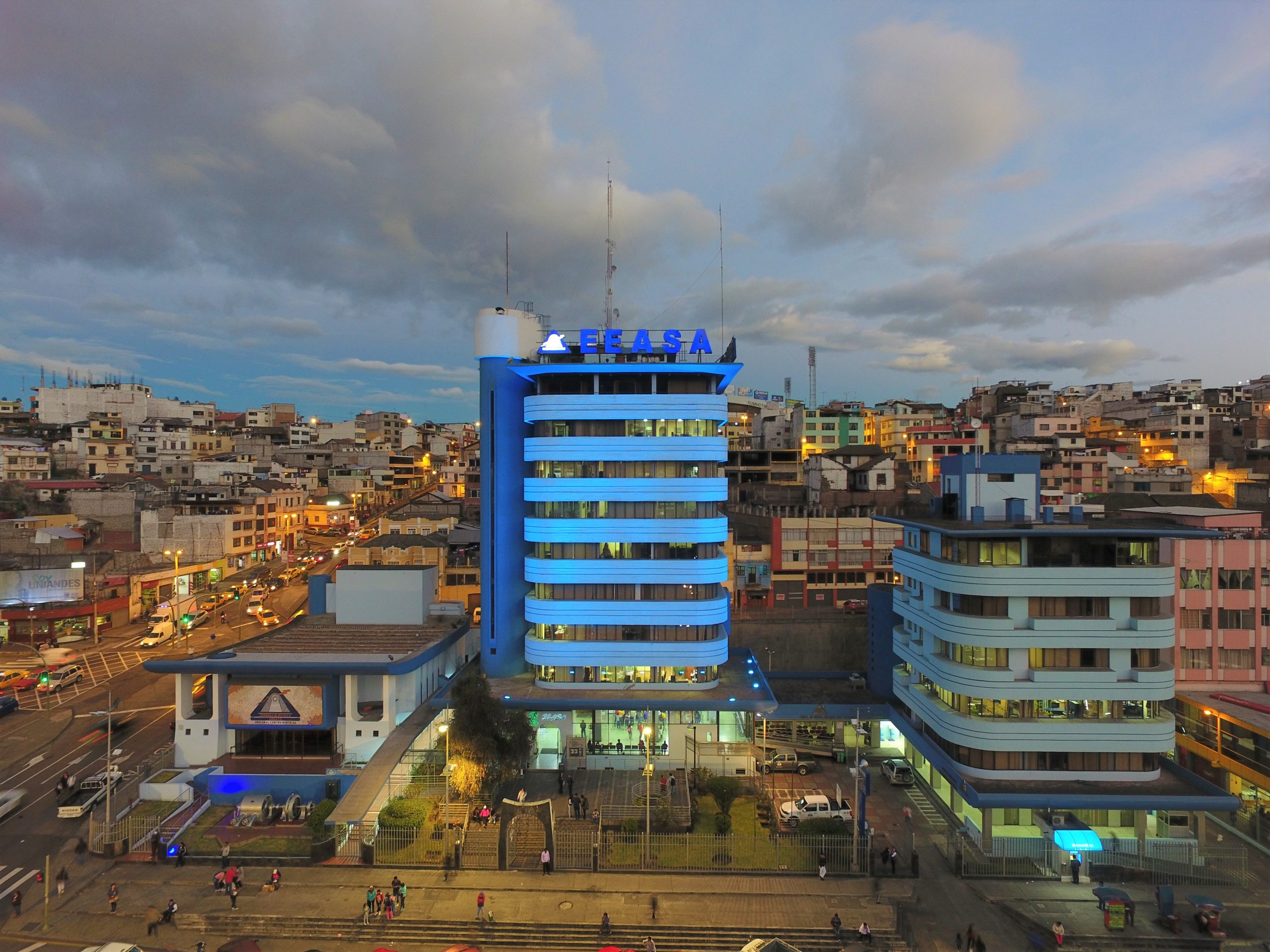 36,7 MILLONES DE DÓLARES EN OBRAS ELÉCTRICAS PARA TUNGURAHUA, PASTAZA, NAPO Y MORONA SANTIAGO