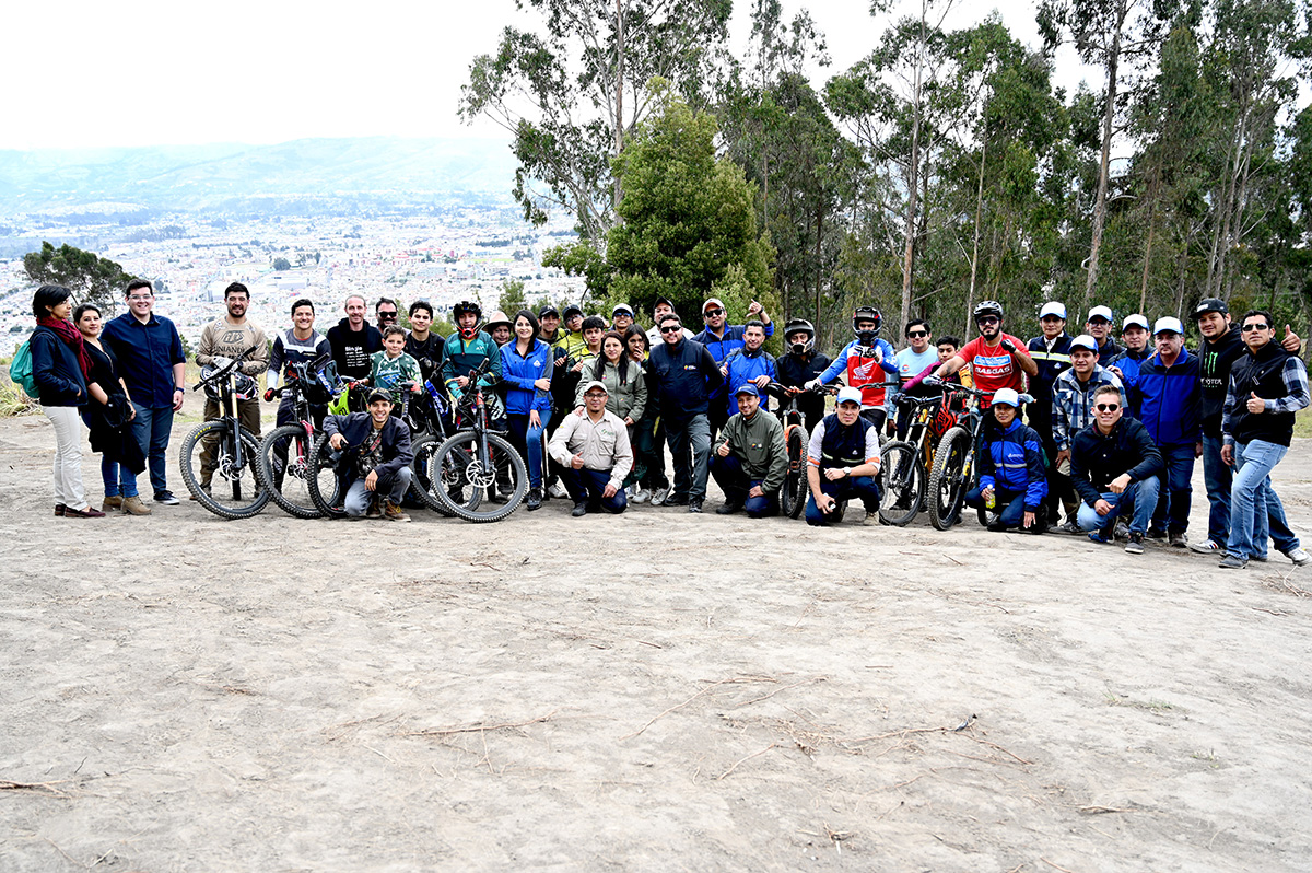 EEASA CONMEMORA DÍA MUNDIAL DEL AMBIENTE CON ACTIVIDADES DE FORESTACIÓN Y CONSERVACIÓN EN EL CERRO CASIGANA – AMBATO