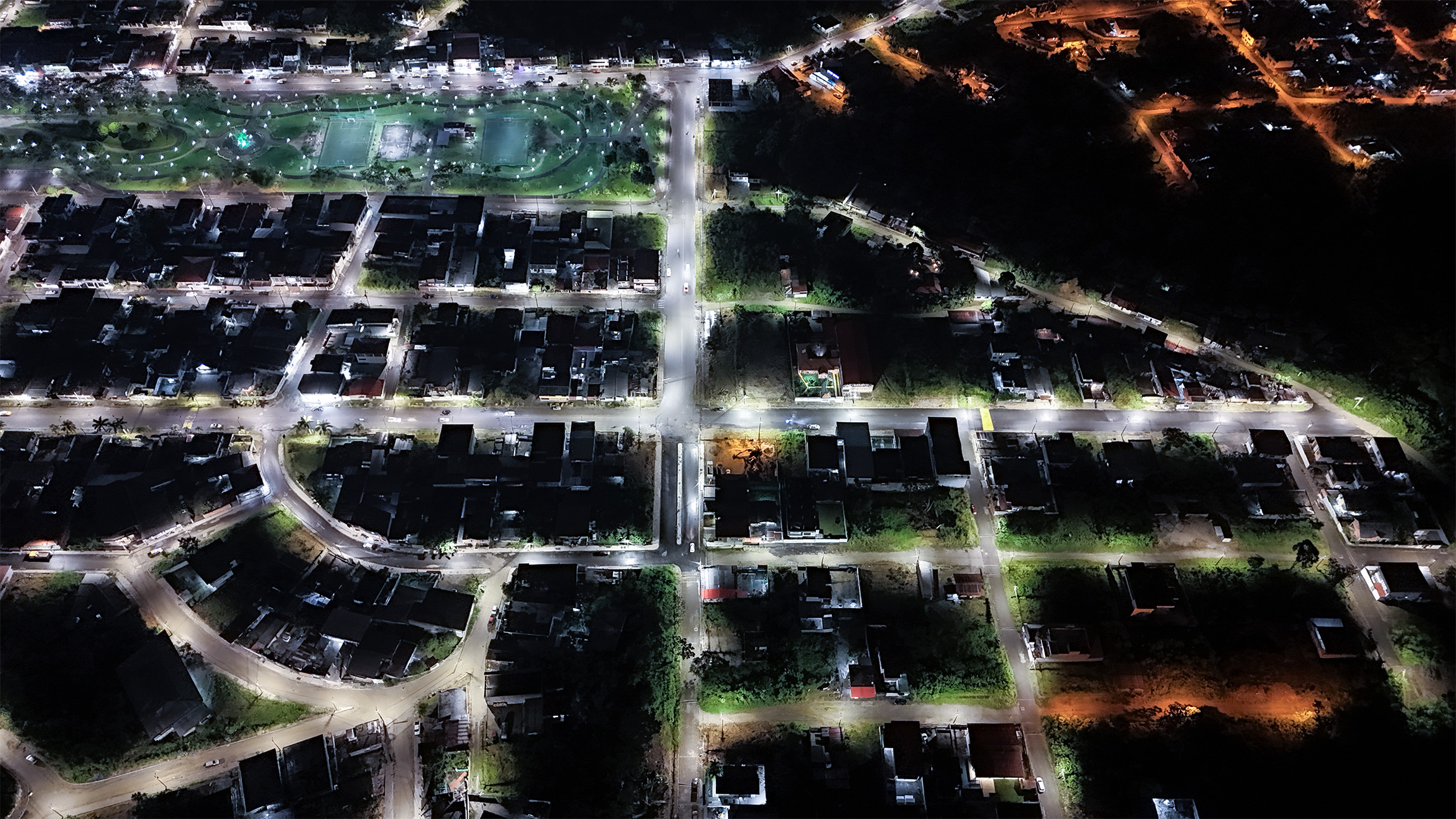 MÁS ILUMINACIÓN Y SEGURIDAD PARA NAPO: LA EEASA INVIERTE USD 253 MIL EN ALUMBRADO PÚBLICO