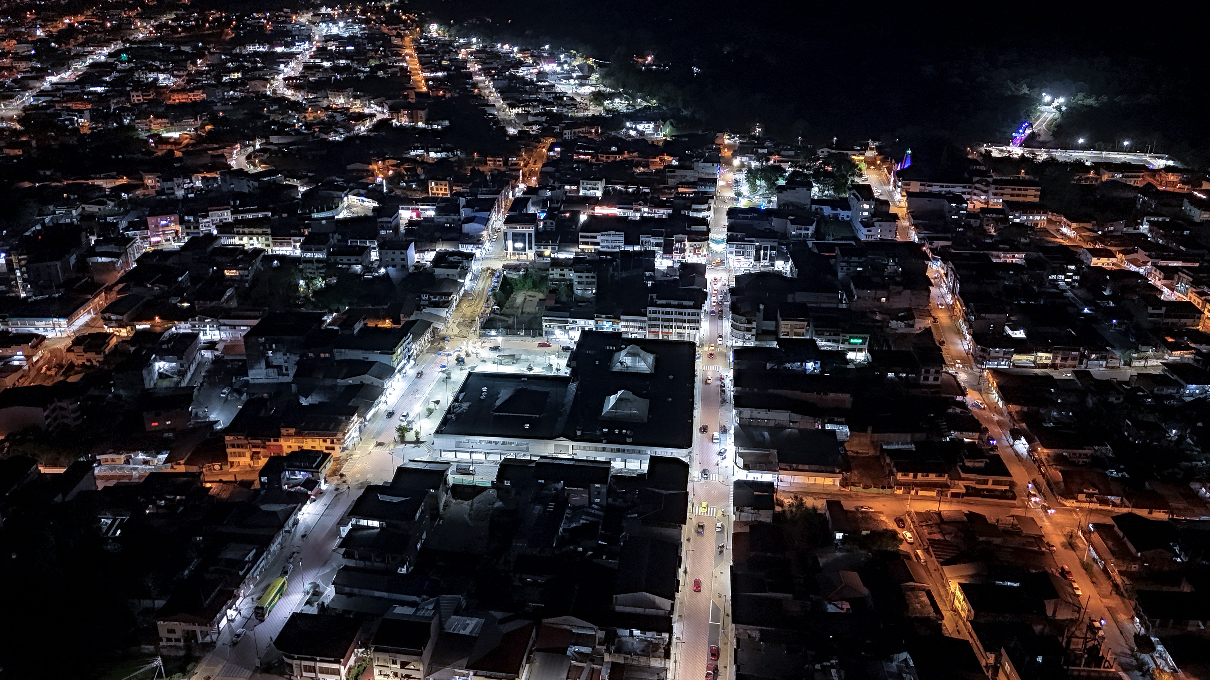 PUYO TRANSFORMA SU IMAGEN URBANA CON LA SEGUNDA ETAPA DEL SOTERRAMIENTO DE REDES ELÉCTRICAS